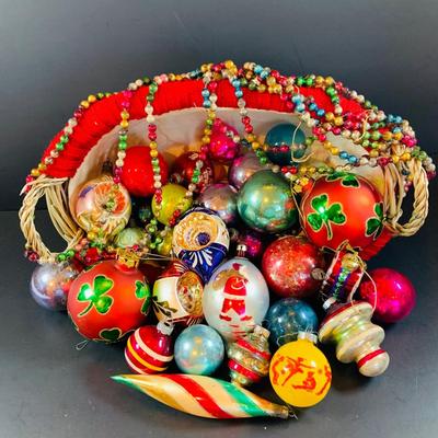 LOT 351: Vintage Collection of Vintage Christmas Glass Bulbs, Ornaments and Beads