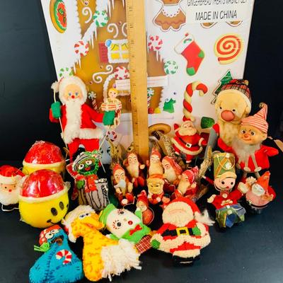 LOT352: A Varied Assortment of Vintage Holiday Ornament, Decorations and More