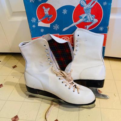 LOT 356: Pair of Vintage White Ice Skates Size 8 with Box and a Vintage Ballerina Ballet Slippers/Shoes Carrying Case