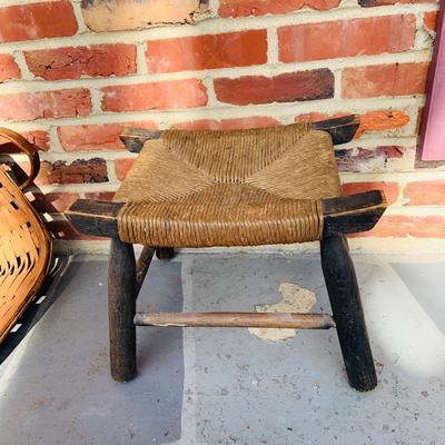 LOT 364: Collection of Primitive Baskets, Arts & Crafts Country Rush Footstool, Primitive Broom and Rug Beaters