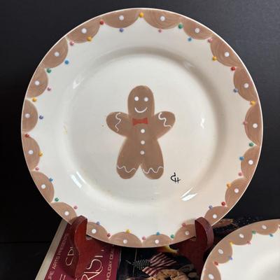 LOT 407: Hand Painted Le Gourmet Chef Gingerbread Man Plates (4), 2006 Hummel Ornament, Pfaltzgraff Winter Berry Platter, Ceramic Santa...