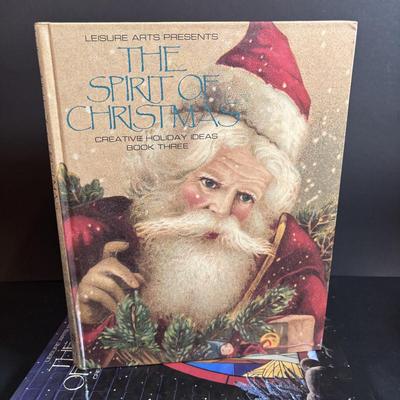 LOT 407: Hand Painted Le Gourmet Chef Gingerbread Man Plates (4), 2006 Hummel Ornament, Pfaltzgraff Winter Berry Platter, Ceramic Santa...