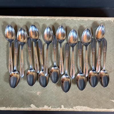 LOT 408: Vintage Flatware