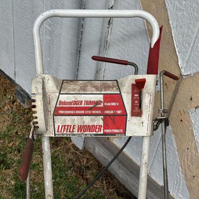 LOT 2: Little Wonder Deluxe Petrol Edge Trimmer