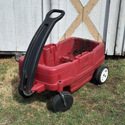 LOT 3S: Vintage Hamilton Greyhound Wagon & Step2 Wagon