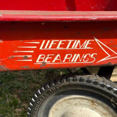 LOT 3S: Vintage Hamilton Greyhound Wagon & Step2 Wagon