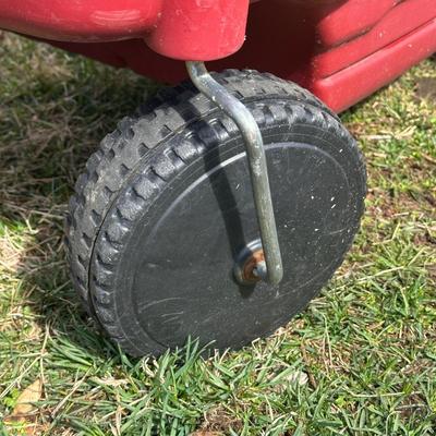 LOT 3S: Vintage Hamilton Greyhound Wagon & Step2 Wagon