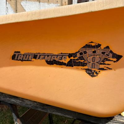 LOT 4S: True Temper Wheelbarrow