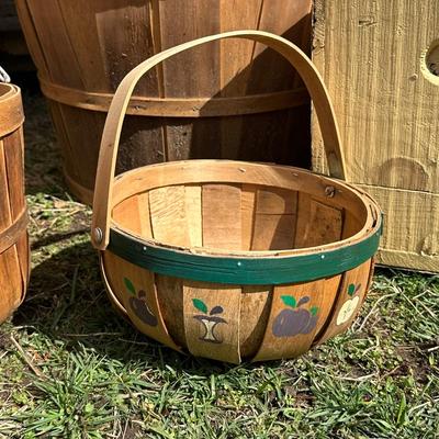 LOT 5S: Vintage Bushel Baskets & Wooden Crates