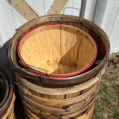 LOT 5S: Vintage Bushel Baskets & Wooden Crates
