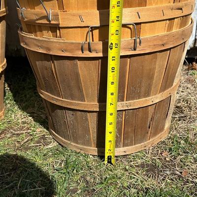LOT 5S: Vintage Bushel Baskets & Wooden Crates