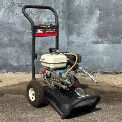 LOT 7S2: North Star Pressure Washer