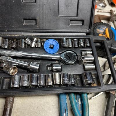 LOT 13B: Hand Tool Collection