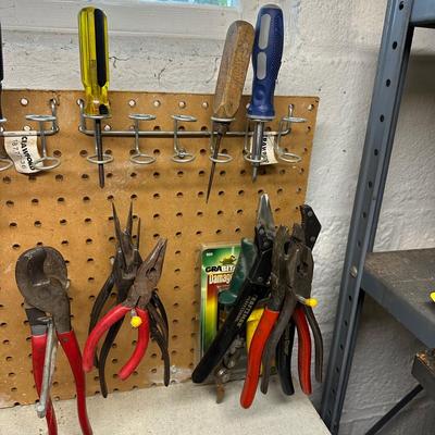 LOT 13B: Hand Tool Collection