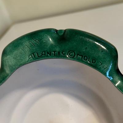 LOT 19K: Vintage Atlantic Mold 16” Ceramic Christmas Tree