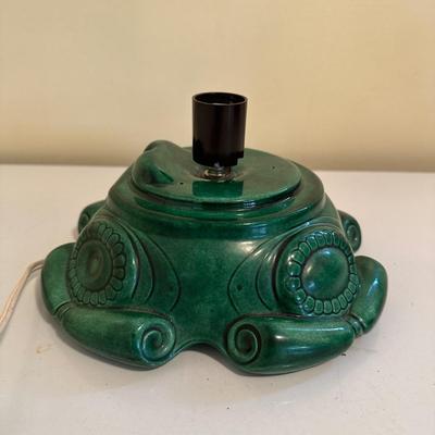 LOT 19K: Vintage Atlantic Mold 16” Ceramic Christmas Tree