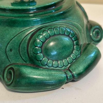 LOT 19K: Vintage Atlantic Mold 16” Ceramic Christmas Tree