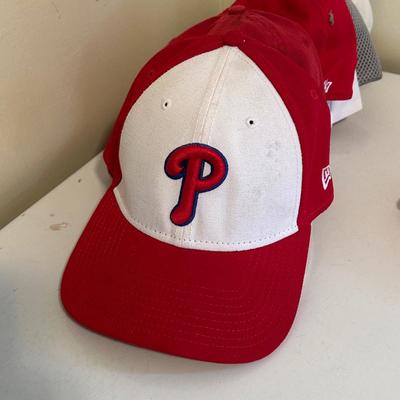 LOT 20D: Philadelphia Sports Baseball Caps - Eagles, Phillies, Flyers & 76ers