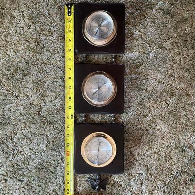 LOT 24Y: Vintage Springfield Eagle Top Barometer