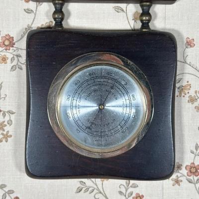 LOT 24Y: Vintage Springfield Eagle Top Barometer