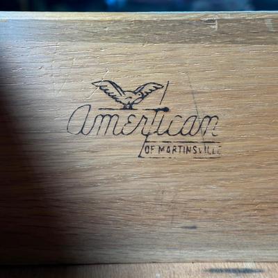 LOT 25Y: J.B. Van Sciver Co 5 Drawer Dresser