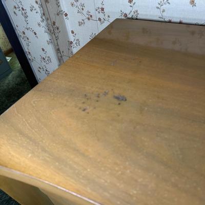 LOT 25Y: J.B. Van Sciver Co 5 Drawer Dresser