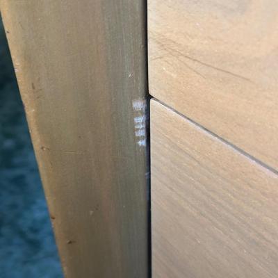 LOT 25Y: J.B. Van Sciver Co 5 Drawer Dresser