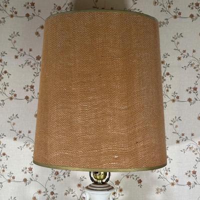 LOT 26Y: Vintage George & Martha Washington Porcelain Lamp