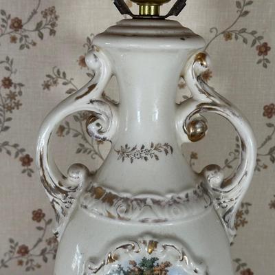 LOT 26Y: Vintage George & Martha Washington Porcelain Lamp