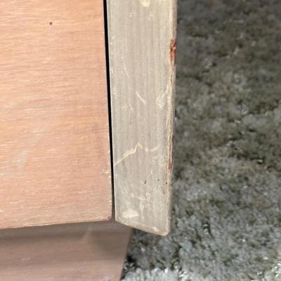 LOT 27Y: J.B. Van Sciver Co 3 Drawer Dresser