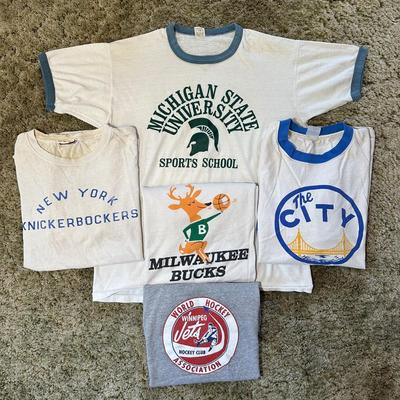LOT 31Y: Vintage T-Shirts