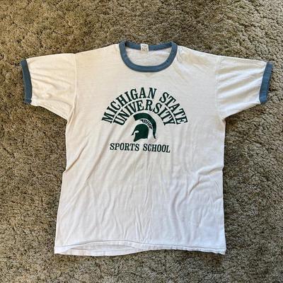 LOT 31Y: Vintage T-Shirts