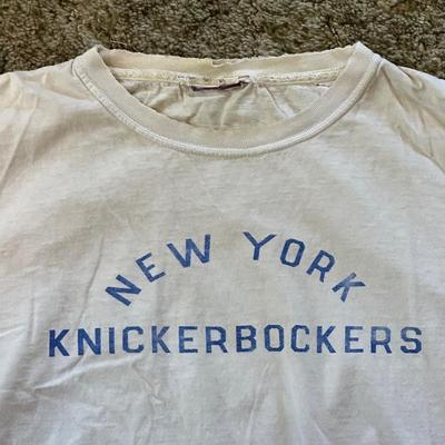 LOT 31Y: Vintage T-Shirts