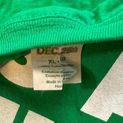 LOT 34Y: Vintage/Modern Philadelphia Eagles Shirts