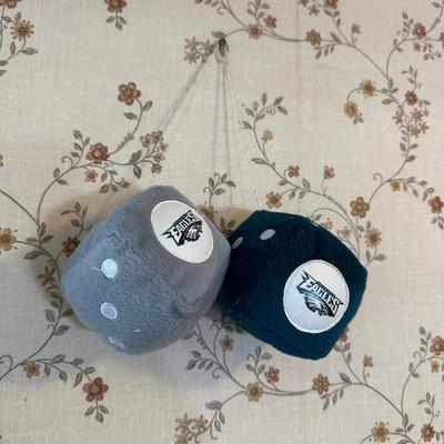 LOT 34Y: Vintage/Modern Philadelphia Eagles Shirts