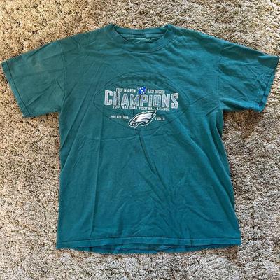 LOT 34Y: Vintage/Modern Philadelphia Eagles Shirts