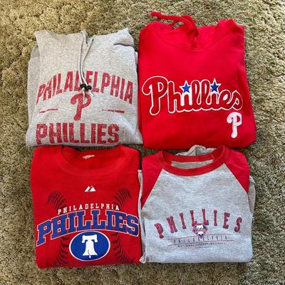 LOT 36Y: Philadelphia Phillies T-Shirt Collection