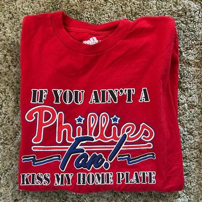 LOT 36Y: Philadelphia Phillies T-Shirt Collection