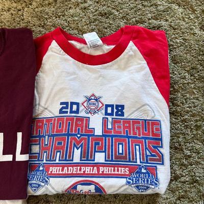 LOT 36Y: Philadelphia Phillies T-Shirt Collection