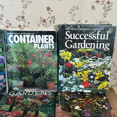 LOT 40Y: Gardening Book Collection