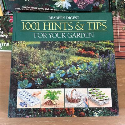 LOT 40Y: Gardening Book Collection