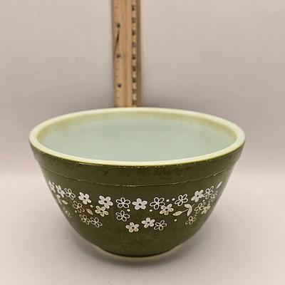 LOT 42K: Vintage Pyrex Crazy Daisy Spring Blossom Mixing Bowl Set & Pyrex Glass Atomic Sunburst Carafe Pitcher