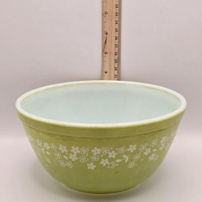 LOT 42K: Vintage Pyrex Crazy Daisy Spring Blossom Mixing Bowl Set & Pyrex Glass Atomic Sunburst Carafe Pitcher