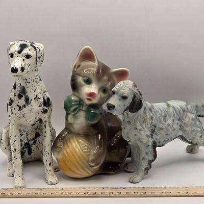 LOT 45K: Royal Copley Kitten with Ball of Yarn, Dalmatian Dog Figure, & English Setter Dog Figure