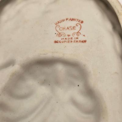 LOT 52K: Pair of Occupied Japan Wall Plaques