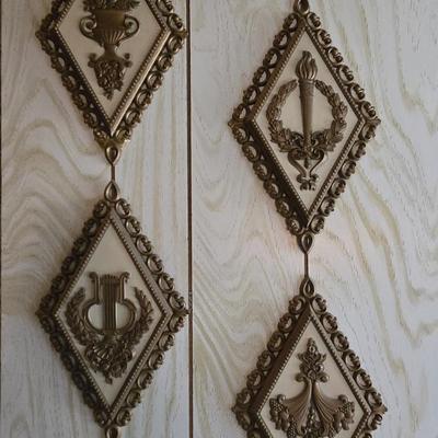 LOT 68K: Vintage Homco Diamond Wall Plaques, Mirror and 2 Side Plaques, and 2 Candle Sconces