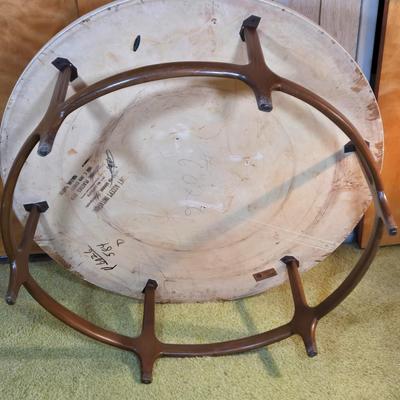 LOT 77X: MCM Dimensional Plastics Corp. J.B. Van Sciver Co. Coffee Table