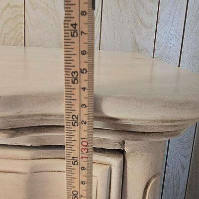 LOT 79D: French Provincial Chest of Drawers