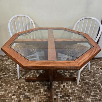 LOT 81K: Table and 2 Chairs