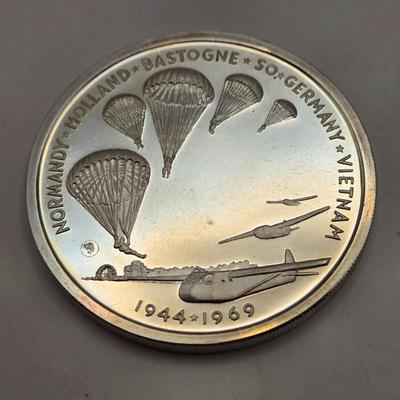 LOT 87J: "The Screaming Eagles" 101st Airborne Division 1 ounce .999 Fine Silver and Bronze Commemorative Coins